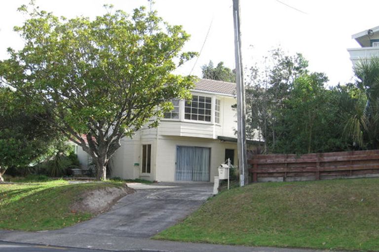 Photo of property in 34 Makora Road, Massey, Auckland, 0614