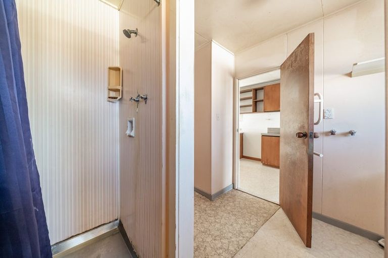 Photo of property in 7/35 Mana Esplanade, Paremata, Porirua, 5026