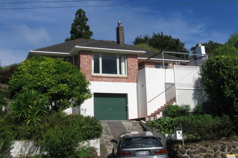 Photo of property in 60 Derwent Crescent, Titirangi, Auckland, 0604