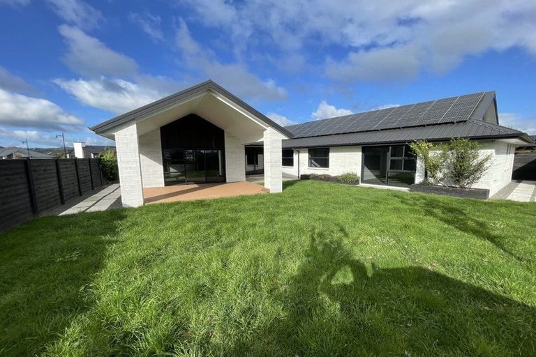 Photo of property in 6 Lewis Way, Cambridge, 3434