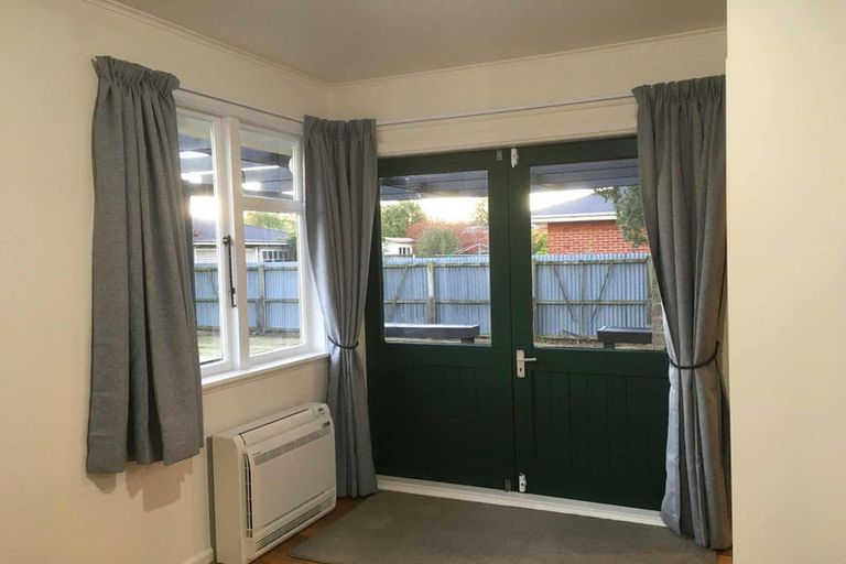 Photo of property in 1 Longden Street, Darfield, 7510