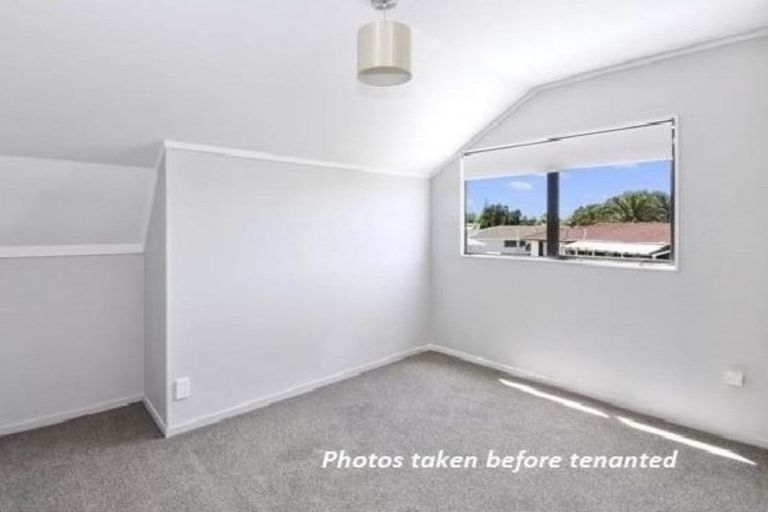 Photo of property in 2/211 Weymouth Road, Manurewa, Auckland, 2102