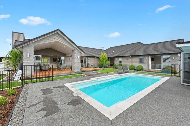 Photo of property in 5 Moemoea Place, Cambridge, 3434