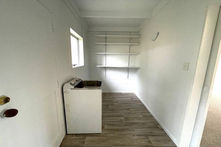 Photo of property in 29 Arlette Place, Massey, Auckland, 0614