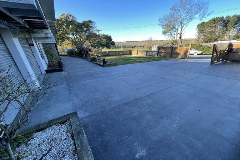 Photo of property in 53 Batten Grove, The Pines Beach, 7630
