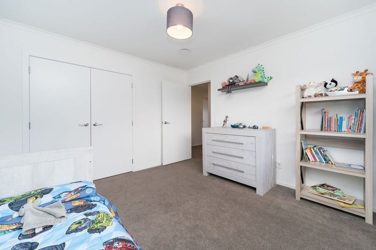 Photo of property in 6 Wescombe Grove, Feilding, 4702