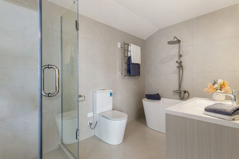 Photo of property in 14 Glann Lane, Flat Bush, 2019