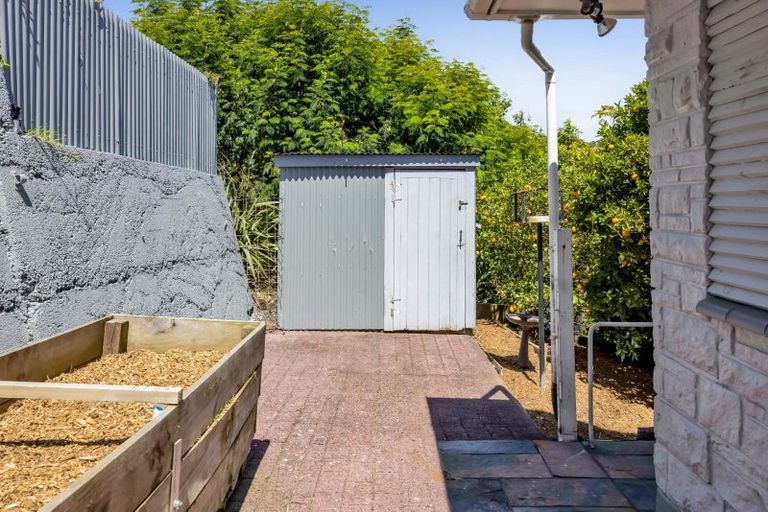 Photo of property in 10 Seymour Street, Waitara, 4320