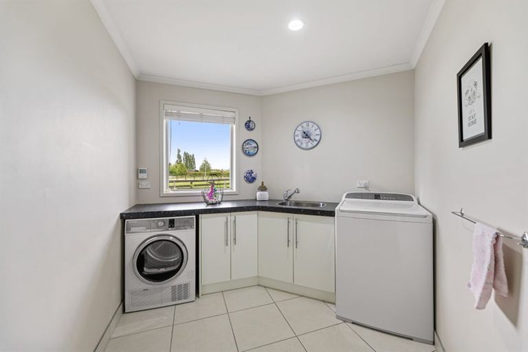 Photo of property in 503 Grasslands Drive, Cambridge, 3493