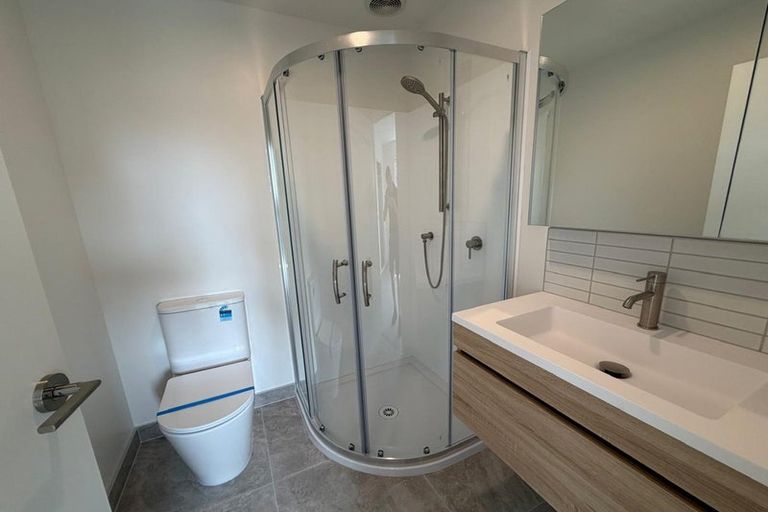 Photo of property in 32c Flaxdale Street, Birkdale, Auckland, 0626