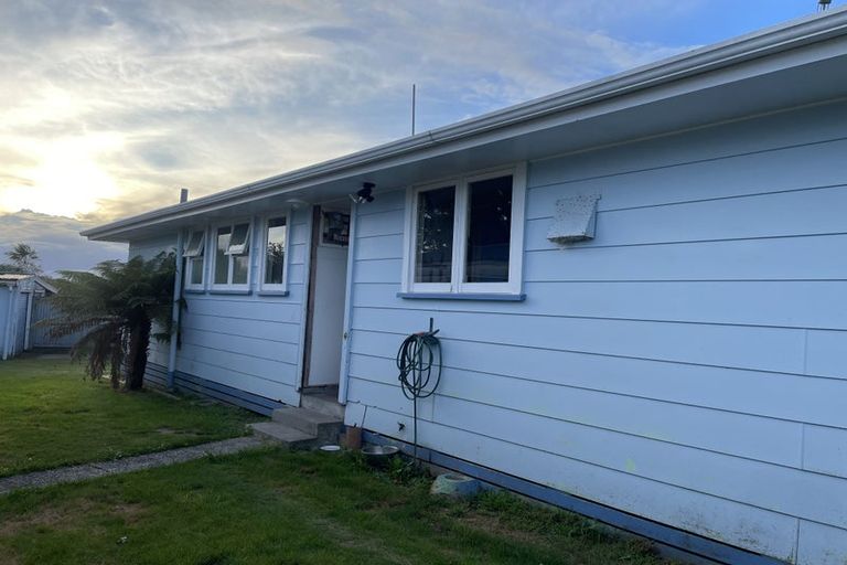 Photo of property in 10 Matata Place, Tokoroa, 3420