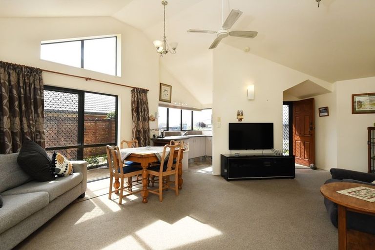 Photo of property in 2/403 Mahoe Street, Te Awamutu, 3800