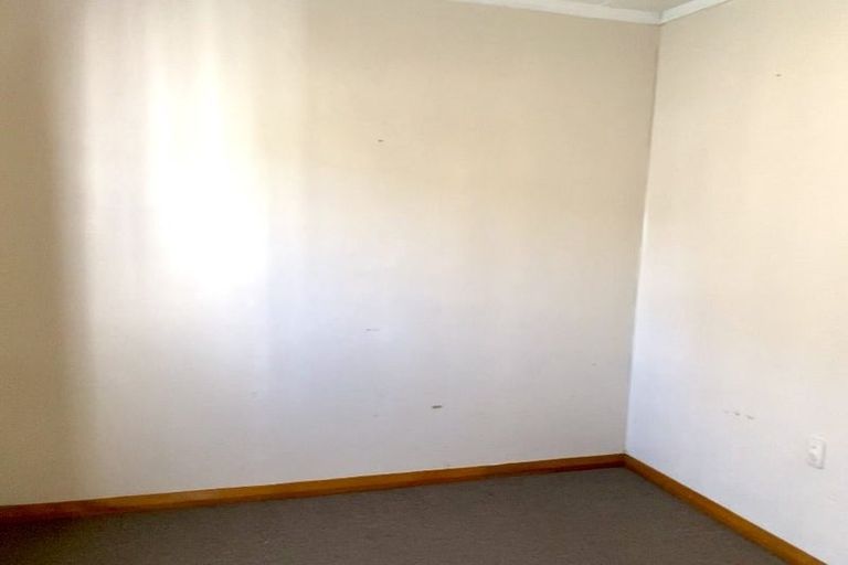 Photo of property in 4 Clifford Street, Clinton, 9534
