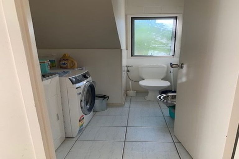 Photo of property in 1/329 Pakuranga Road, Pakuranga Heights, Auckland, 2010