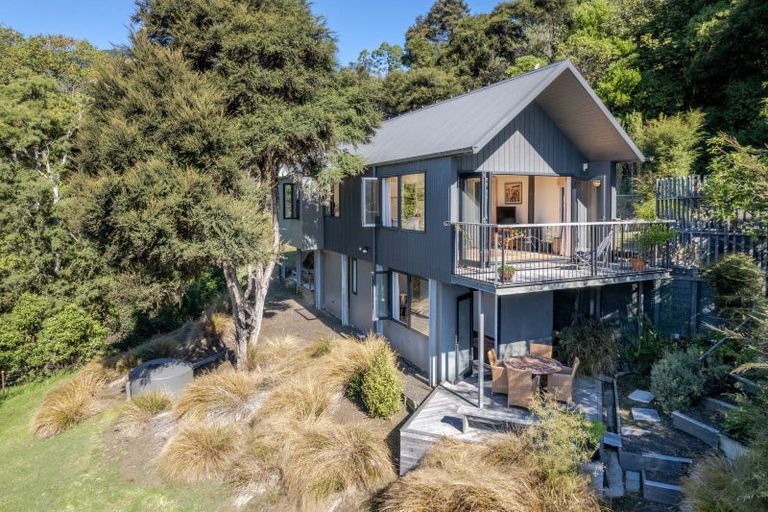 Photo of property in 43 Aylmers Valley Road, Akaroa, 7520