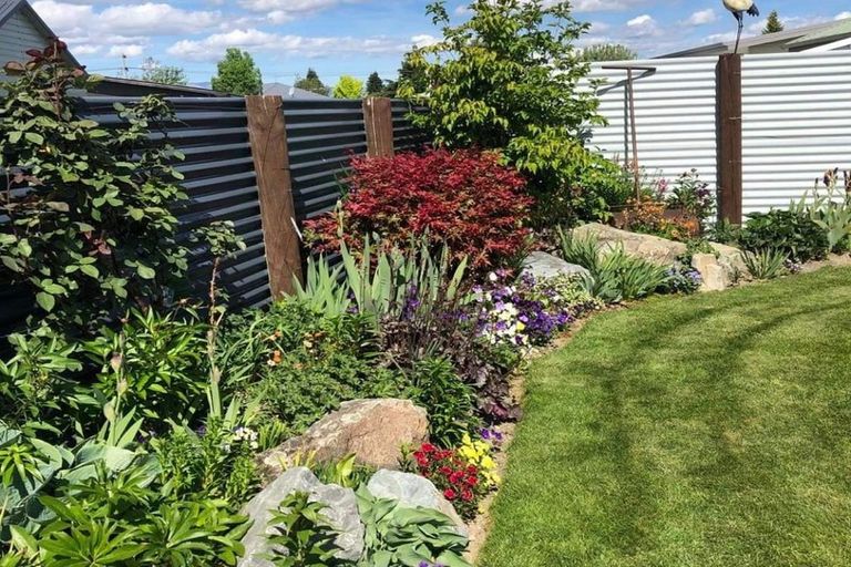 Photo of property in 8 Rhoboro Road, Twizel, 7901