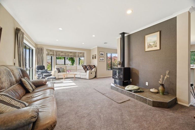Photo of property in 81 Tawavale Street, Pukehangi, Rotorua, 3015