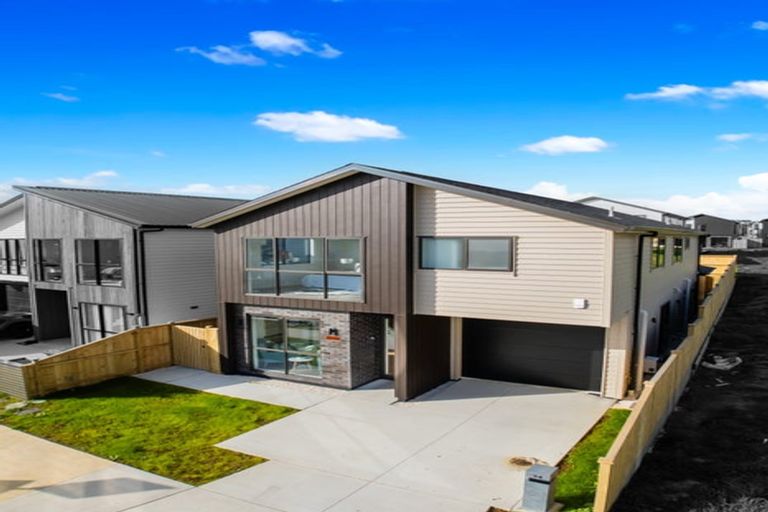 Photo of property in 34 Christella Street, Flat Bush, Auckland, 2019