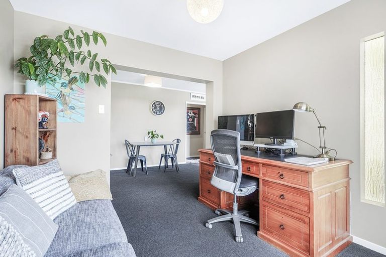 Photo of property in 10u7 Hunter Street, Hamilton Lake, Hamilton, 3204