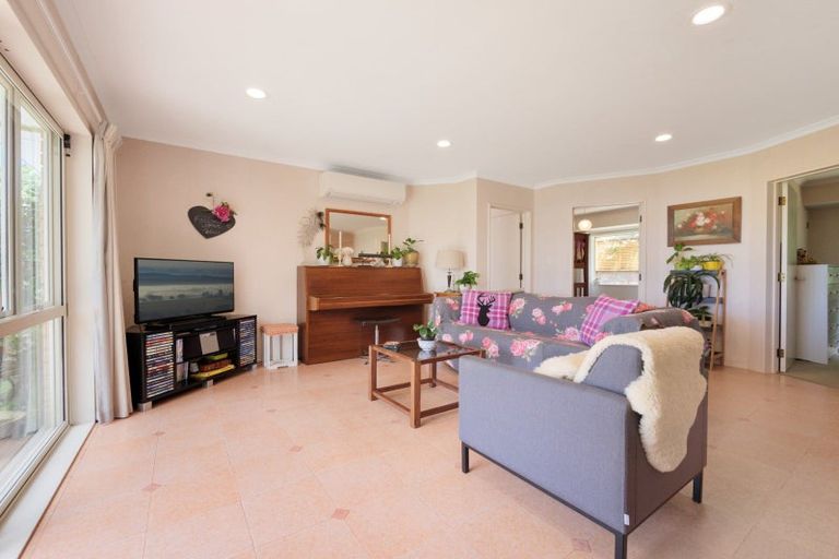 Photo of property in 176 Carlton Street, Bellevue, Tauranga, 3110