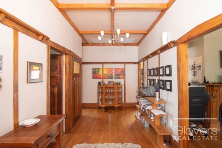 Photo of property in 15 James Laurie Street, Henderson, Auckland, 0612