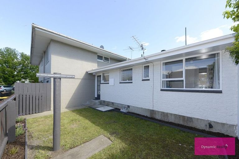 Photo of property in 2/32 Mona Vale Avenue, Riccarton, Christchurch, 8011
