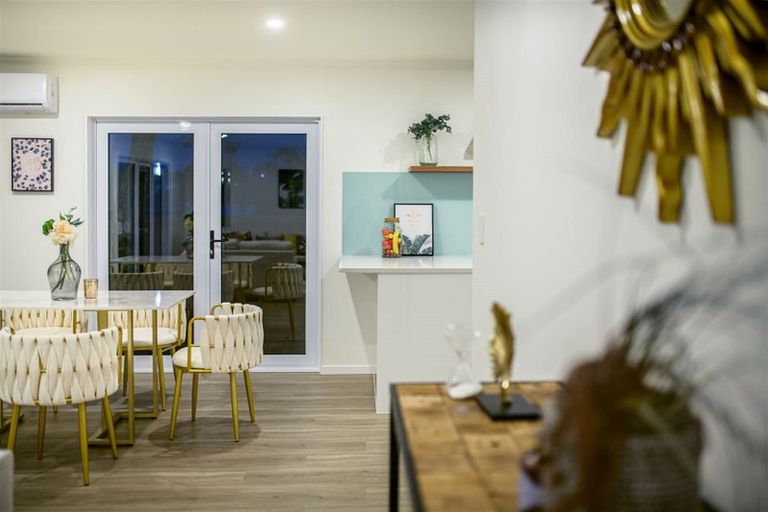 Photo of property in 3/42 Pomaria Road, Henderson, Auckland, 0610