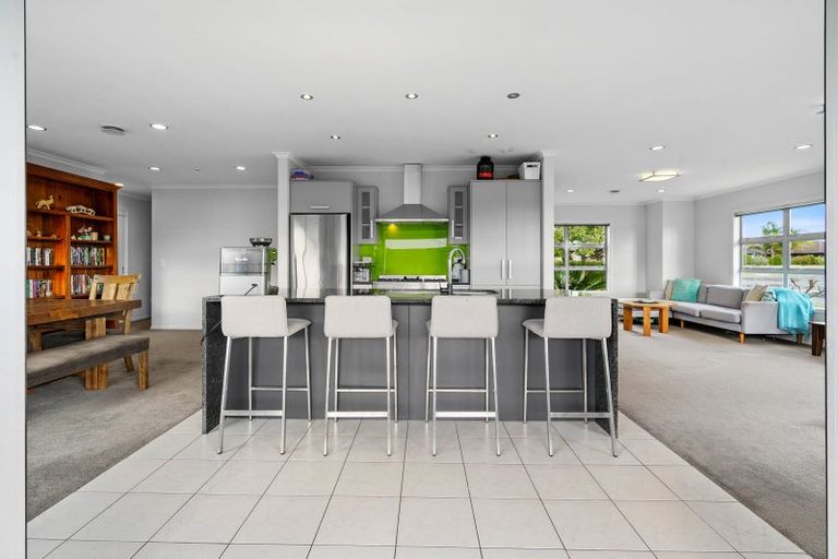 Photo of property in 18 Tulip Drive, Cambridge, 3434