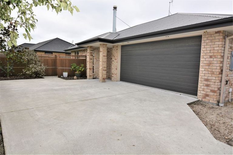 Photo of property in 11 Rochester Crescent, Rolleston, 7614