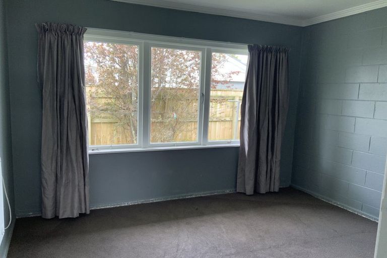 Photo of property in 1/4 Granville Street, Silverstream, Upper Hutt, 5019