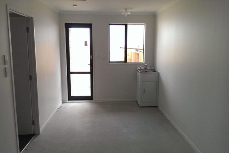 Photo of property in 193u5 Massey Street, Frankton, Hamilton, 3204