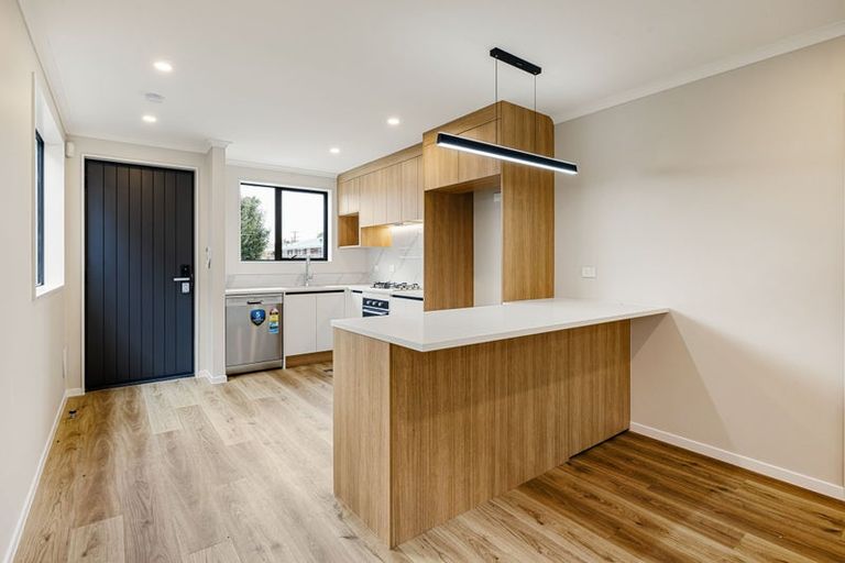 Photo of property in 1/1 Sundown Crescent, Melville, Hamilton, 3206