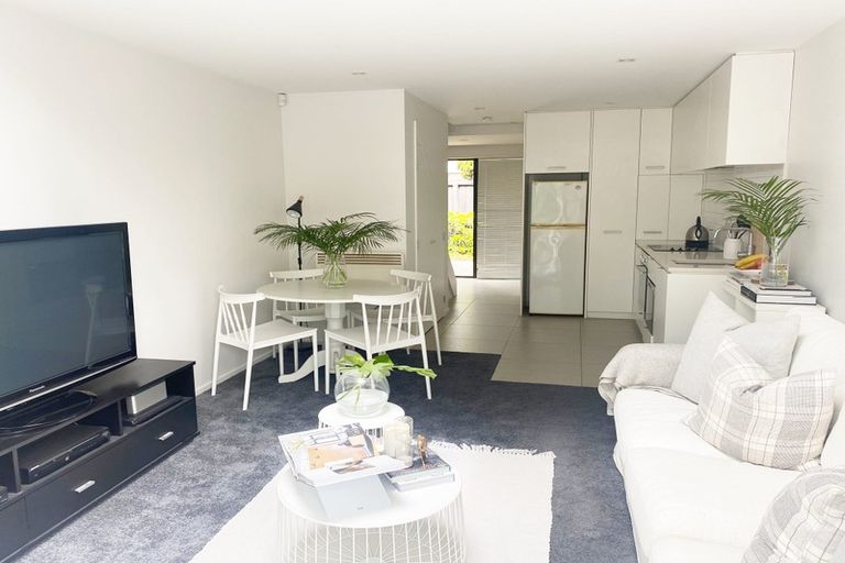 Photo of property in 6/435 Madras Street, St Albans, Christchurch, 8014