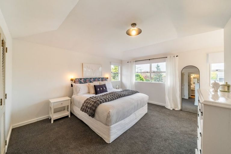 Photo of property in 18 Pempsey Street, Silverstream, Upper Hutt, 5019
