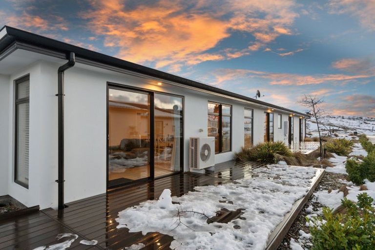 Photo of property in 27 Andrew Don Drive, Lake Tekapo, 7999