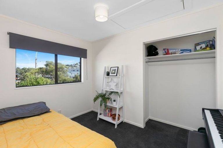 Photo of property in 615u2 Evans Bay Parade, Kilbirnie, Wellington, 6022