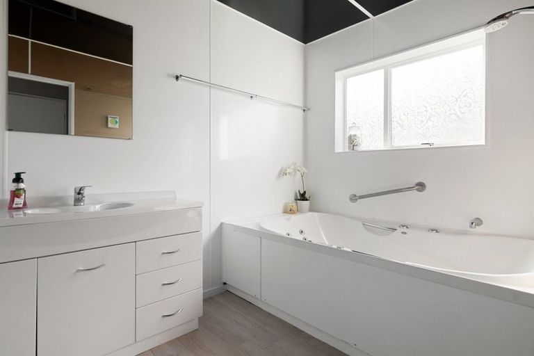 Photo of property in 2/271 Nayland Road, Stoke, Nelson, 7011