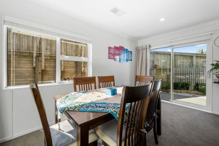 Photo of property in 29 Bickerton Rise, Churton Park, Wellington, 6037
