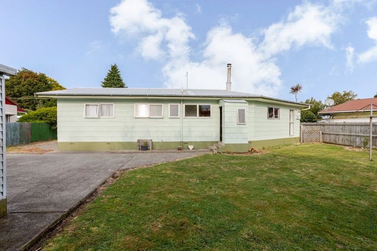 Photo of property in 323 High Street, Dannevirke, 4930