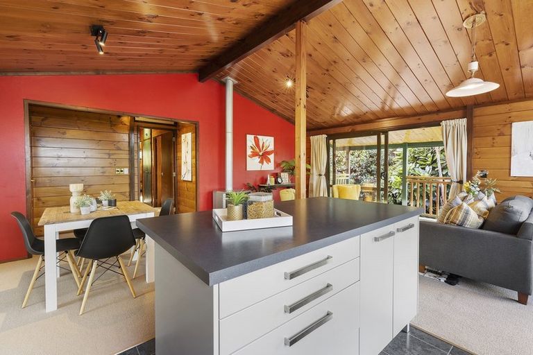 Photo of property in 15 The Yardarm, Whitby, Porirua, 5024