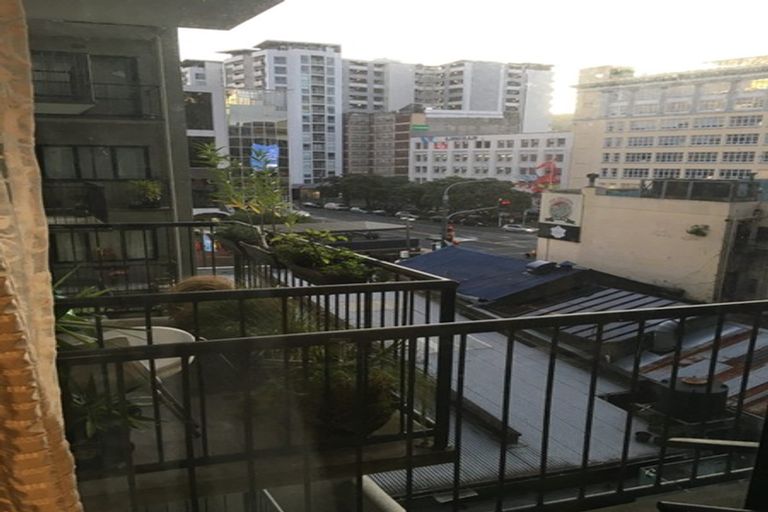 Photo of property in Courtenay Apartments, 408/120u Courtenay Place, Te Aro, Wellington, 6011