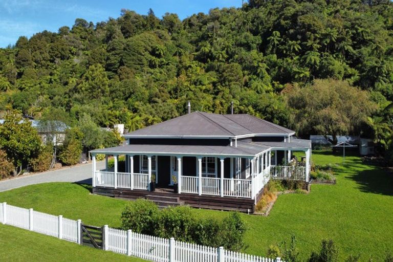Photo of property in 232 Marsden Road, Greymouth, 7805