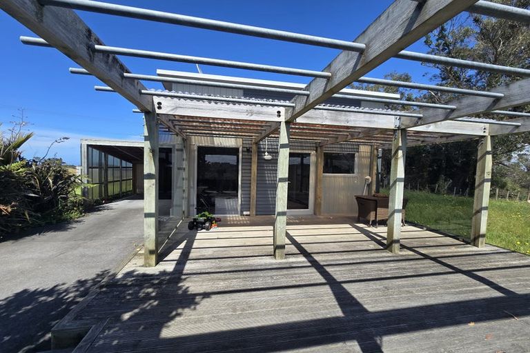Photo of property in 57 No 2 Line, Okoia, Whanganui, 4572