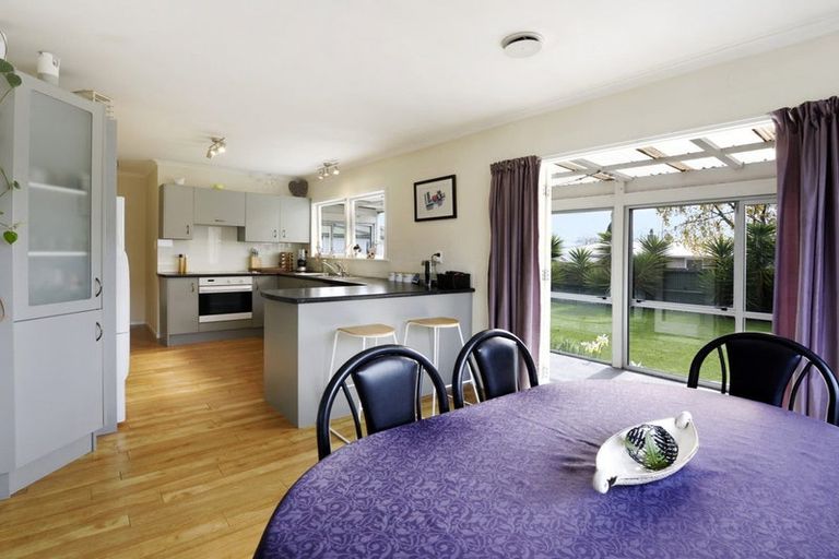 Photo of property in 32 Marlowe Street, Stoke, Nelson, 7011