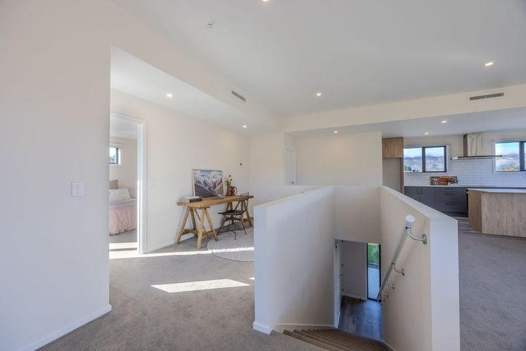 Photo of property in 60 Kirimoko Crescent, Wanaka, 9305