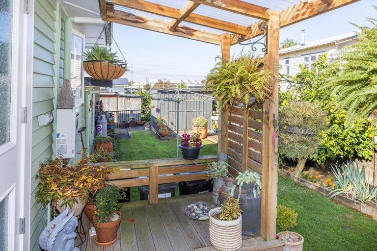 Photo of property in 69 Raeburne Street, Te Awamutu, 3800