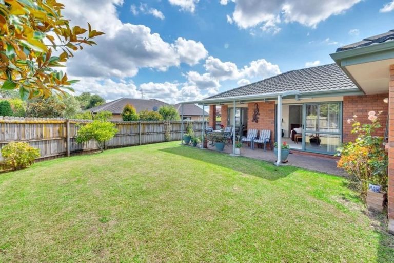 Photo of property in 81 Hillwell Drive, Henderson, Auckland, 0612