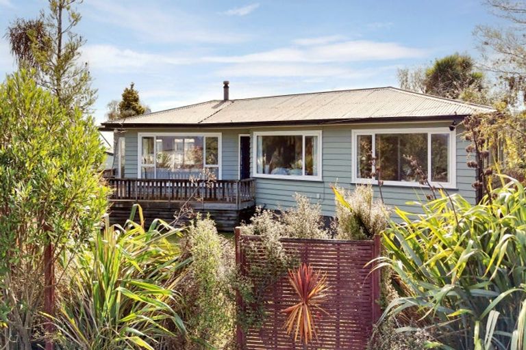 Photo of property in 208 Tamamutu Street, Taupo, 3330