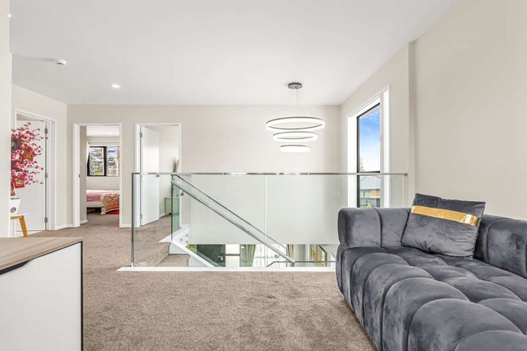 Photo of property in 6/684 Te Atatu Road, Te Atatu Peninsula, Auckland, 0610