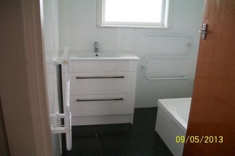 Photo of property in 45 Sherwood Avenue, Te Atatu South, Auckland, 0610